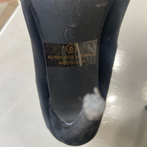 Olivia Black Pump Black heels size 6 - Picture 8 of 9